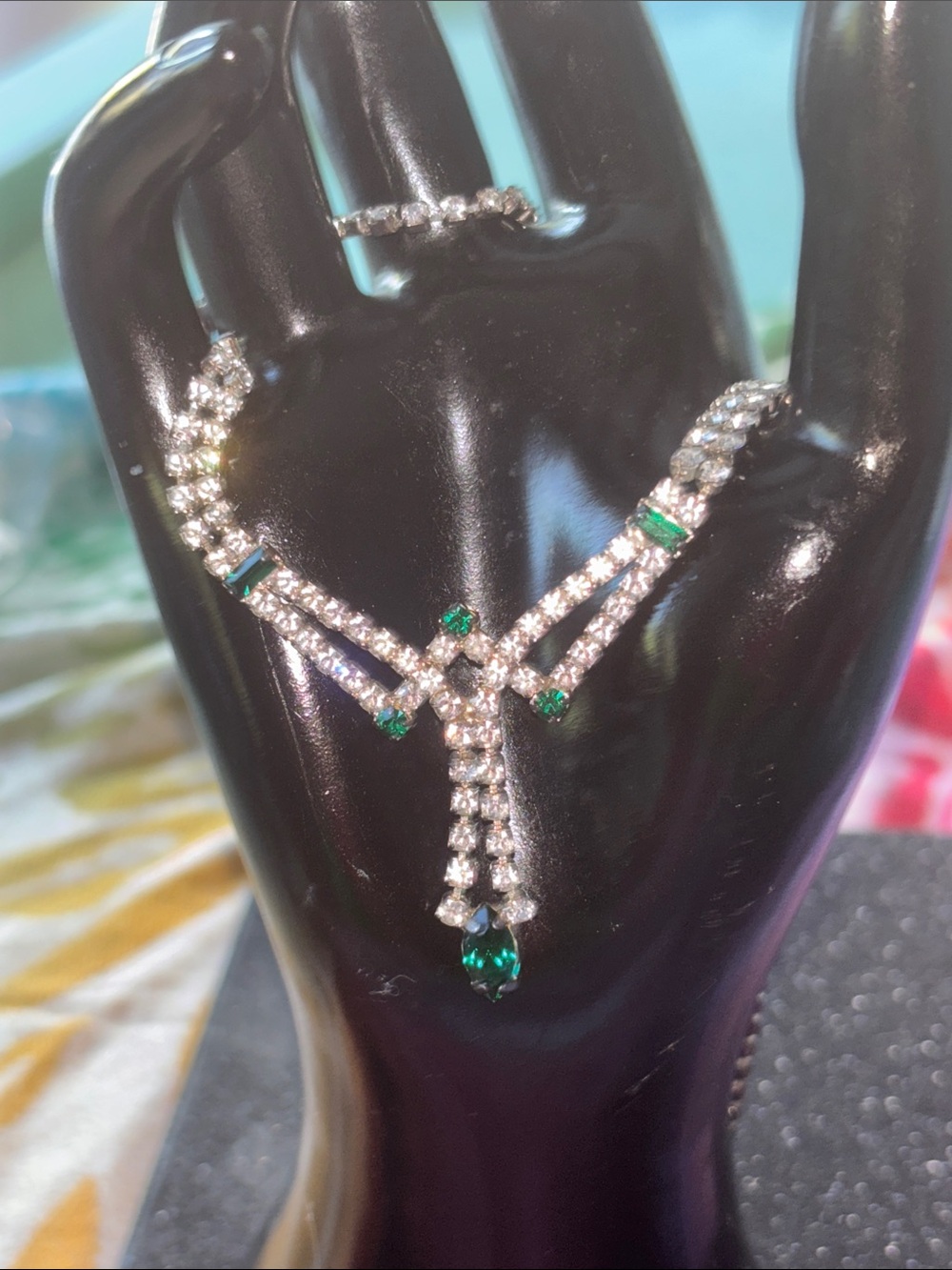 Brilliant Emerald Australian Crystal rhinestone tear drop vintage necklace